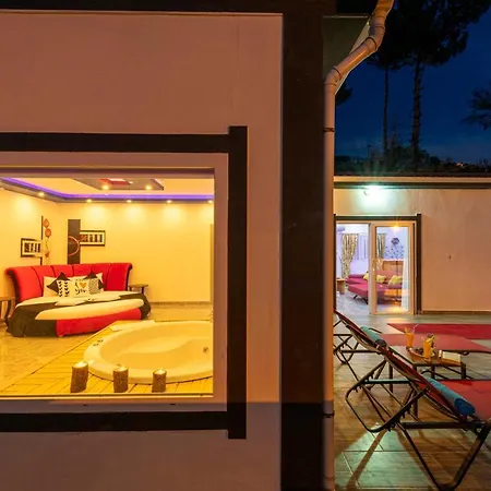 Nazo - Kalkan'da Muhafazakar Balayi Villasi