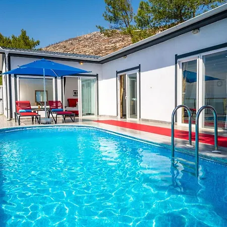 Nazo - Kalkan'da Muhafazakar Balayi Villasi Apartament Kaş